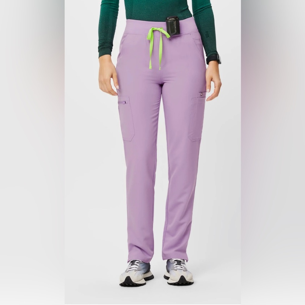 Women’s purple figs